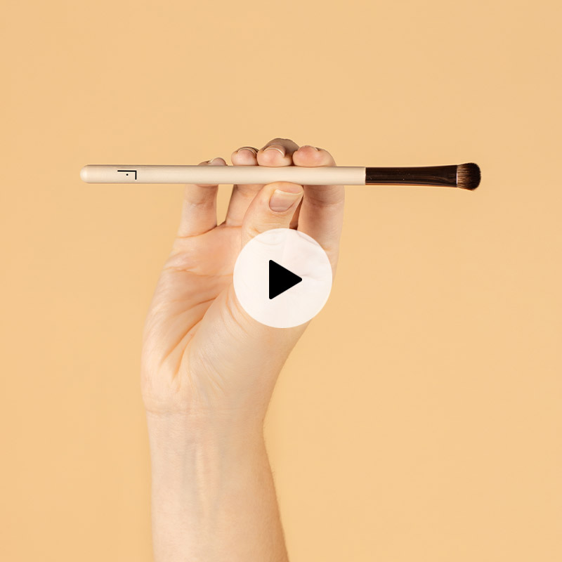 Flat Eyeshadow Brush | Freshly Cosmetics