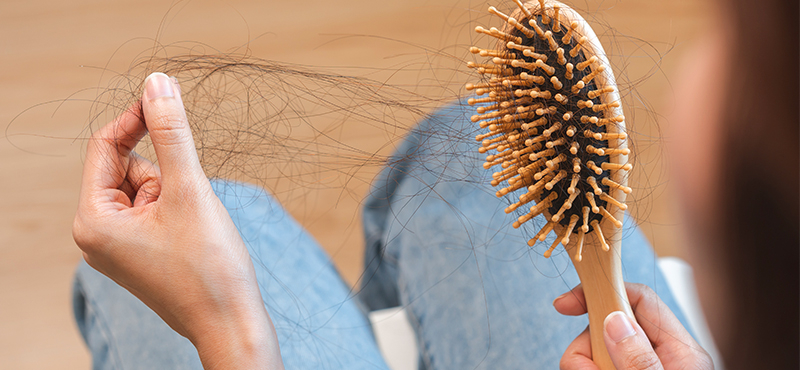 “Se me cae muchísimo el pelo… ¿qué hago?” Hay solución y es natural...